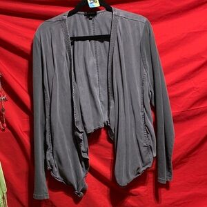 #296 size 2 Torrid Charcoal Open Front Cardigan w/ pockets, sleeves are thick